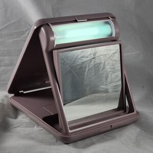 Vintage Clairol Pretty Looks Anywhere Portable Lighted Mirror Working LM-9
